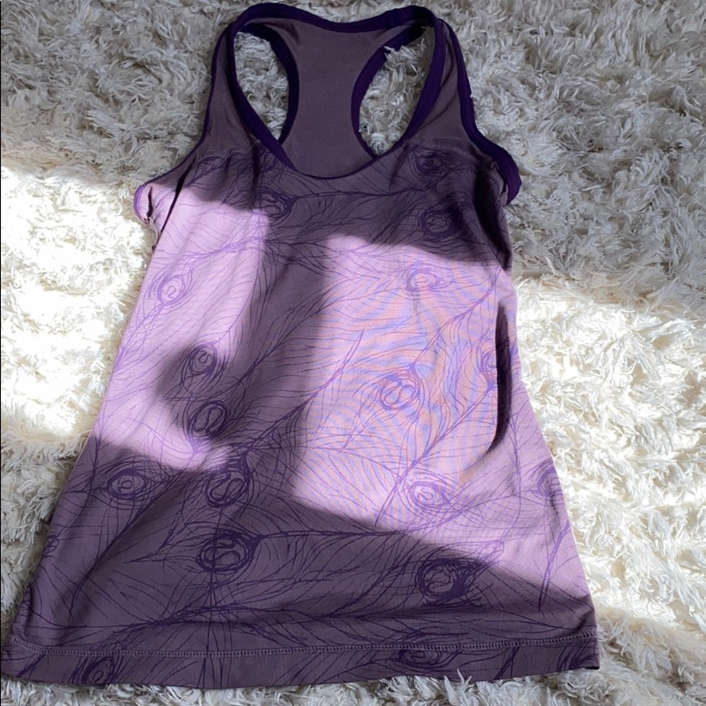 Lululemon top